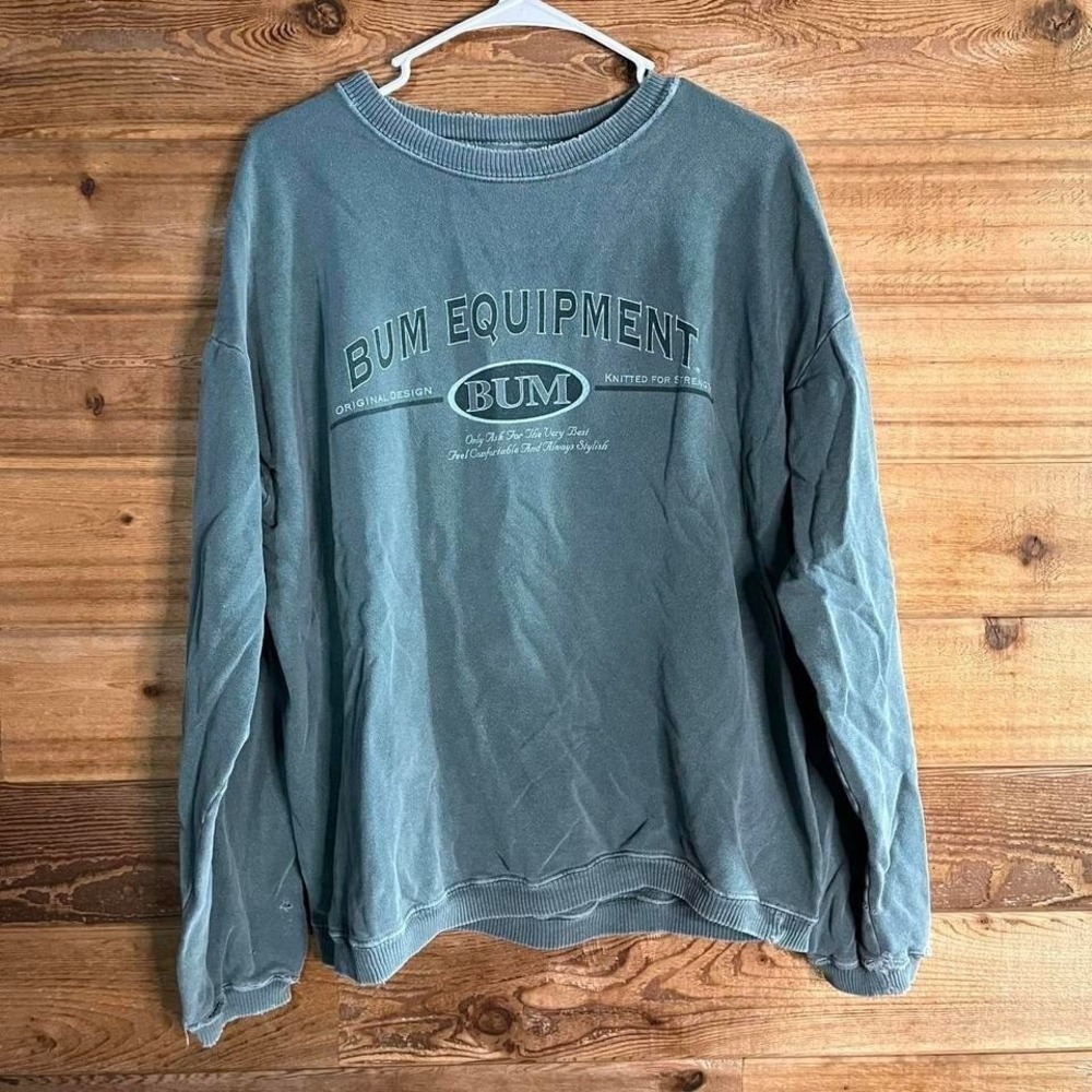 Y2K men's green, long sleeve bum equipment T-shirt